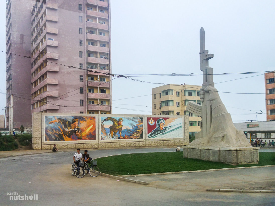 129-haeju-ak47-monument